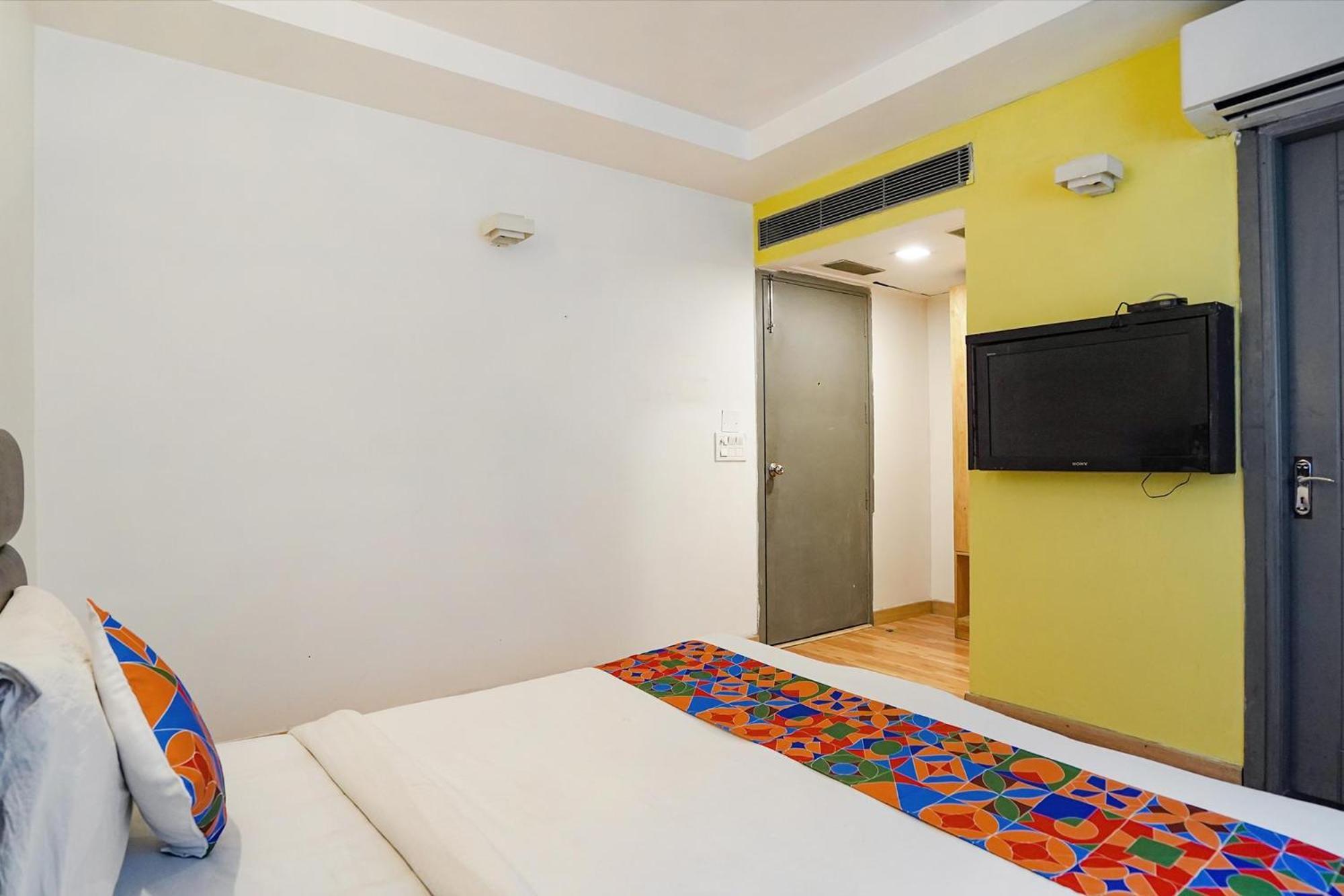 Fabhotel D75 At Residency Ghaziabad Ngoại thất bức ảnh